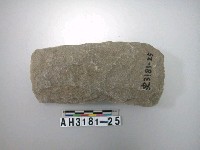 藏品(中型打製石斧)的圖片